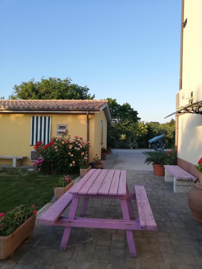 Casa Vacanze Angelica Ostra Vetere Extérieur photo