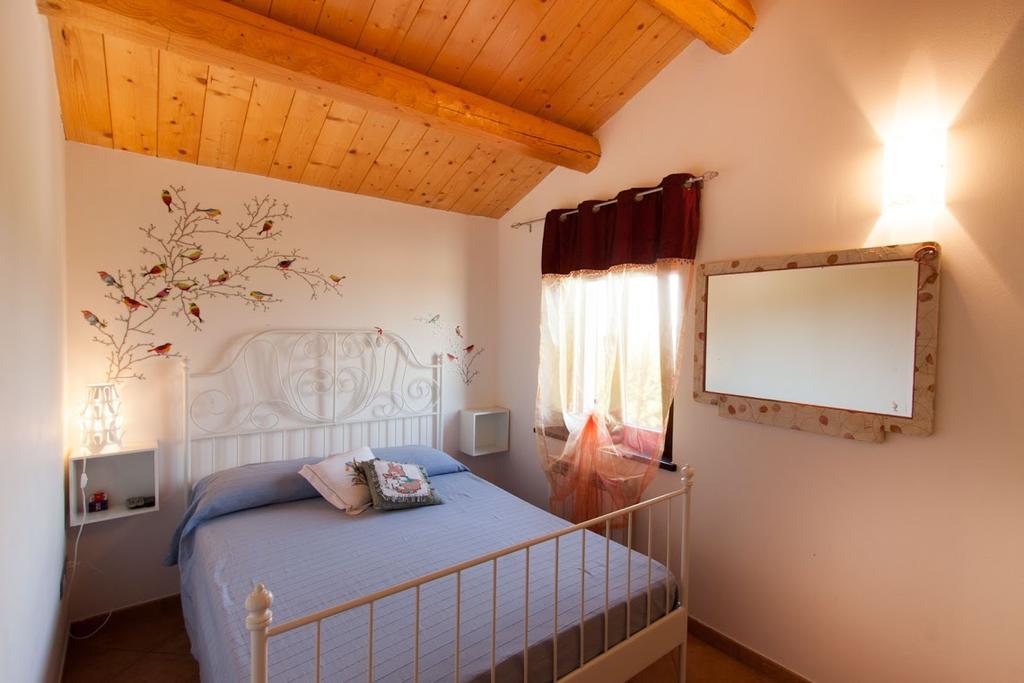 Casa Vacanze Angelica Ostra Vetere Extérieur photo