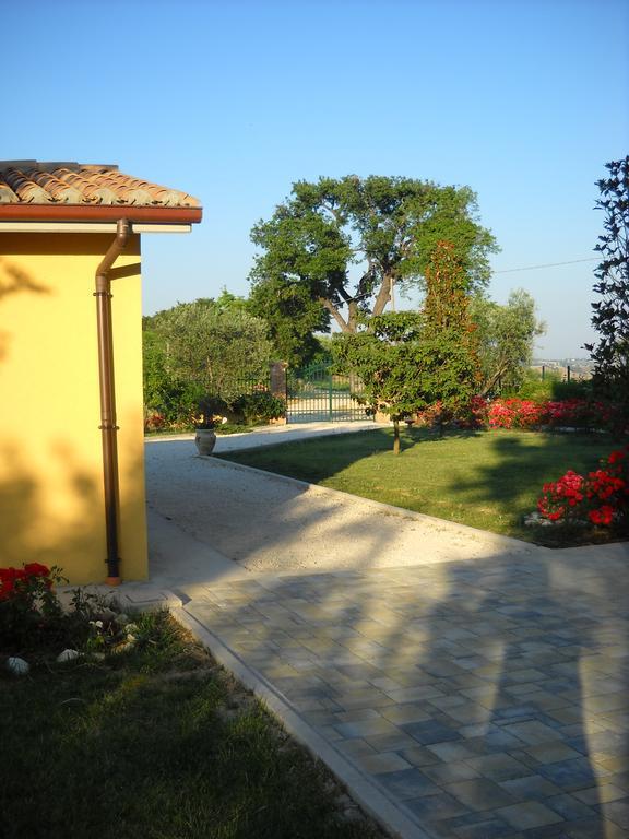 Casa Vacanze Angelica Ostra Vetere Extérieur photo