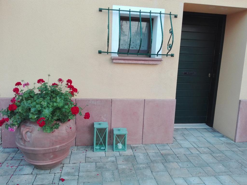 Casa Vacanze Angelica Ostra Vetere Extérieur photo